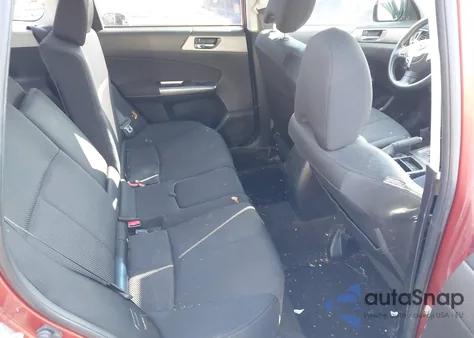 2011 Subaru Forester 2.5X Premium z USA, uszkodzony, nr VIN JF2SHBDC3BH749379